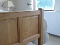 OAK BED