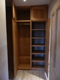 OAK WARDROBE