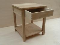 OAK SIDE TABLE