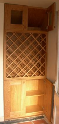 UNDERSTAIRS CABINET