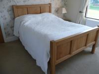 OAK BED