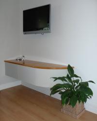 WALL MOUNTED MAPLE AV CABINET