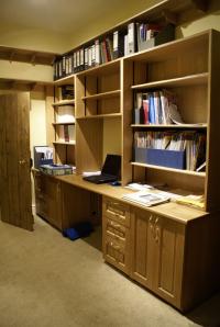 FITTED OAK OFFICE